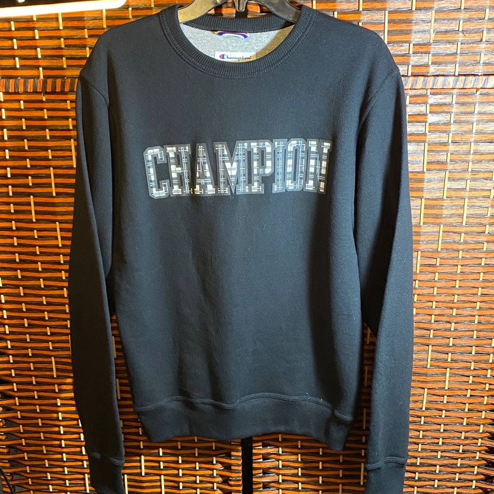 Champion Women’s S Black Crewneck Sweater
